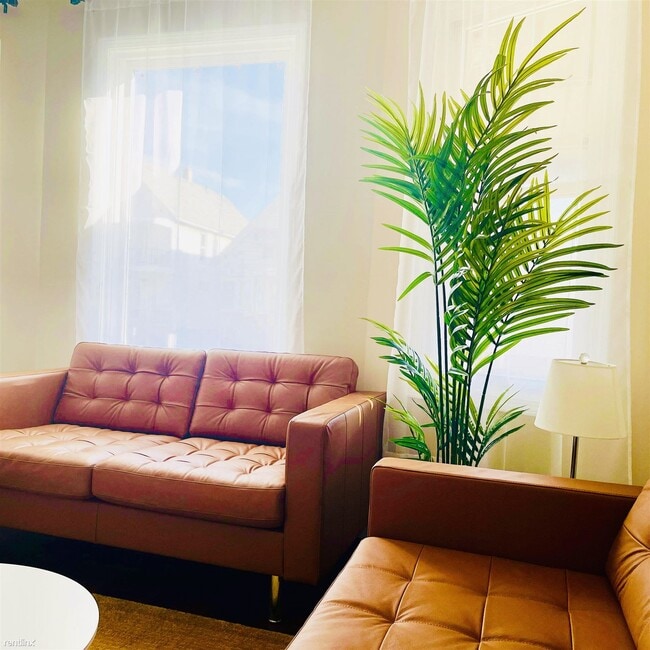 Building Photo - 3 br, 1 bath House - 2623 Edwin Street Fir...