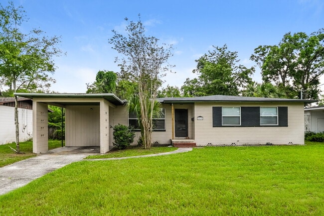 Building Photo - 2615 Ligustrum Rd