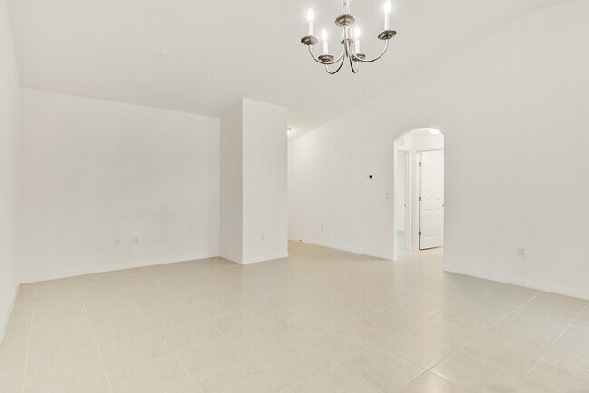 Foto del edificio - 24 Farnum Ln