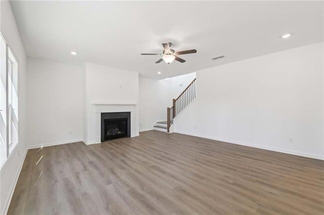 Foto del edificio - 64 Silverleaf Trl