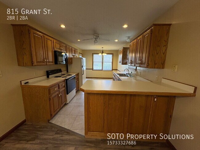 Building Photo - 815 Grant St