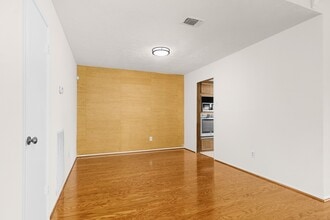 Building Photo - 11426 Sageperry Dr