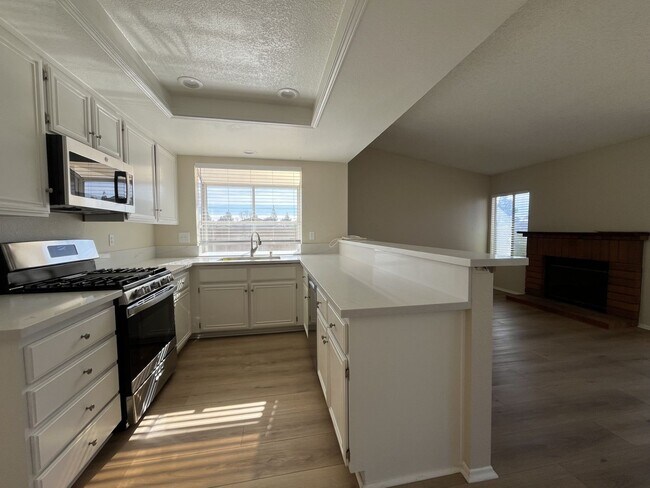 Foto del edificio - 1733 Oakview Way
