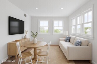 Building Photo - 1632 Farragut Ave