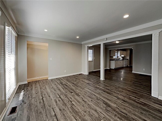 Building Photo - 5779 Hillside Dr NW