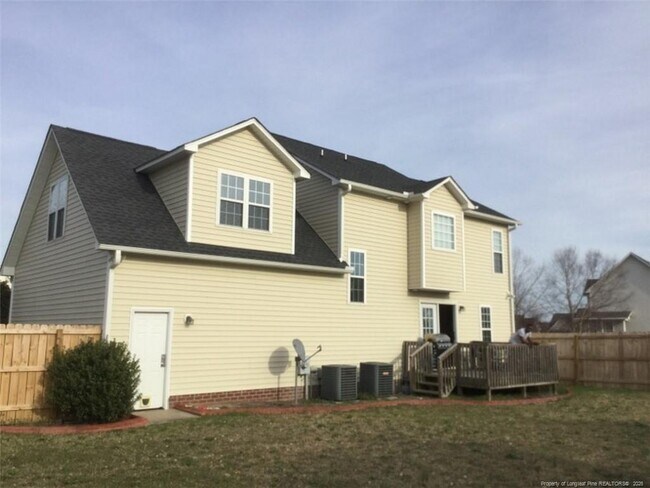 Foto del edificio - 5802 Kessinger Ct