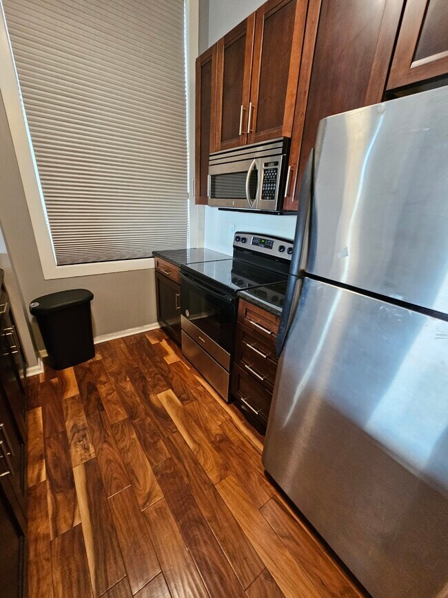 Photo - 300 S 16th St Apartment