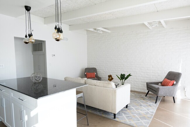 Foto del edificio - 3318 N 18th Ave