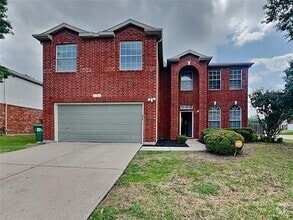 Building Photo - 8209 Swan Park Dr