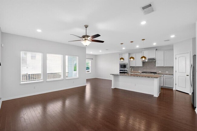 Foto del edificio - 108 Meadow Wood Cv
