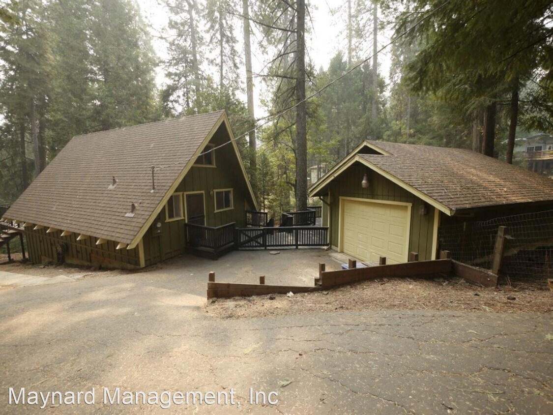 Primary Photo - 1 br, 1 bath House - 16870 Alpine Dr.