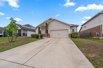 Building Photo - 149 Biscayne Dr