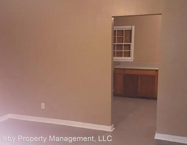 Foto del edificio - 3 br, 1 bath House - 1201 Middle Ring Road