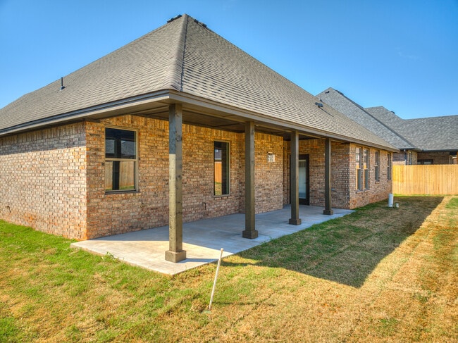 Building Photo - 14517 Chambord Dr