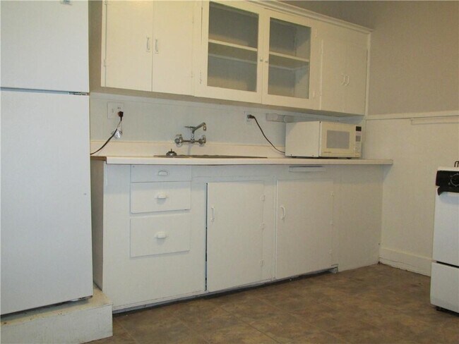 Building Photo - 916 Keith Ln