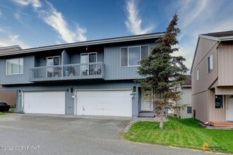 Building Photo - 17526 Silverwood Way