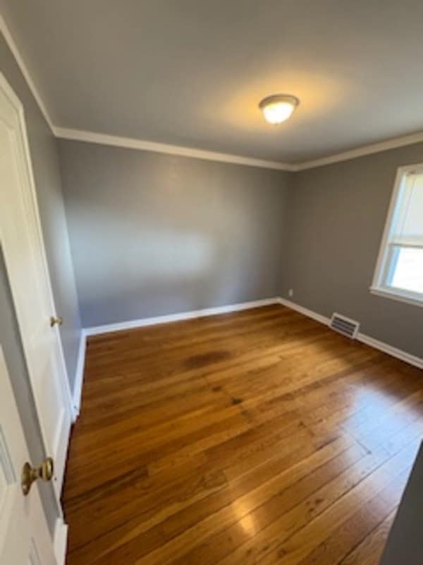 Foto del edificio - 18779 Roscommon St