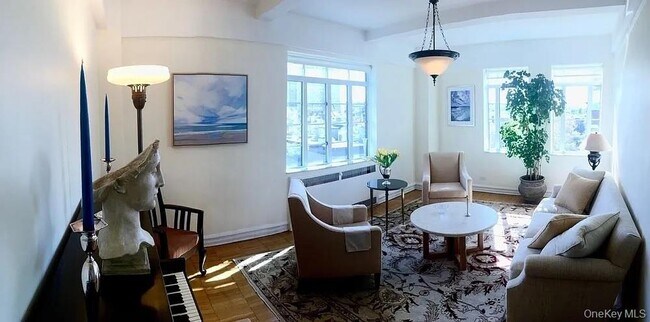 Foto del edificio - 118 8th Ave