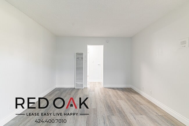 Foto del edificio - 16220 Bellflower Blvd