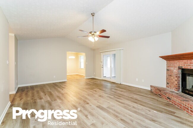 Building Photo - 3124 Eastpointe Dr