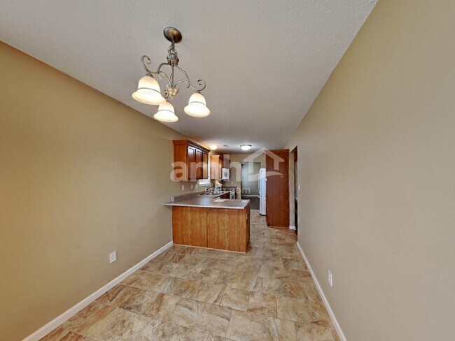 Foto del edificio - 9724 Thomas Ln