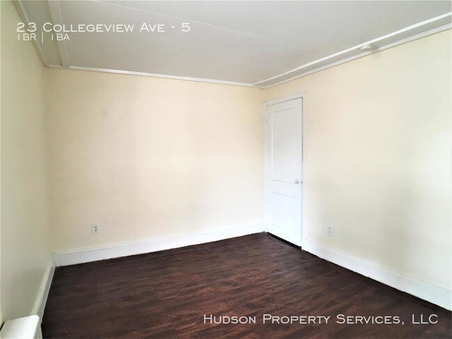 Foto del edificio - 23 Collegeview Ave