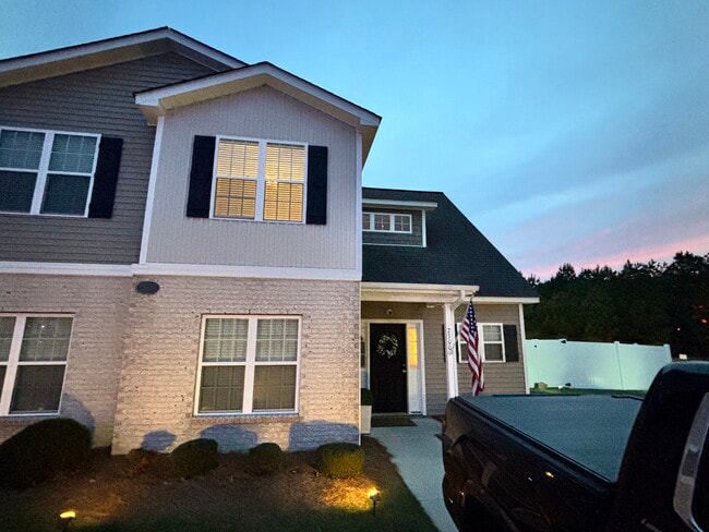 Photo - 2300 Chavis Dr Townhome