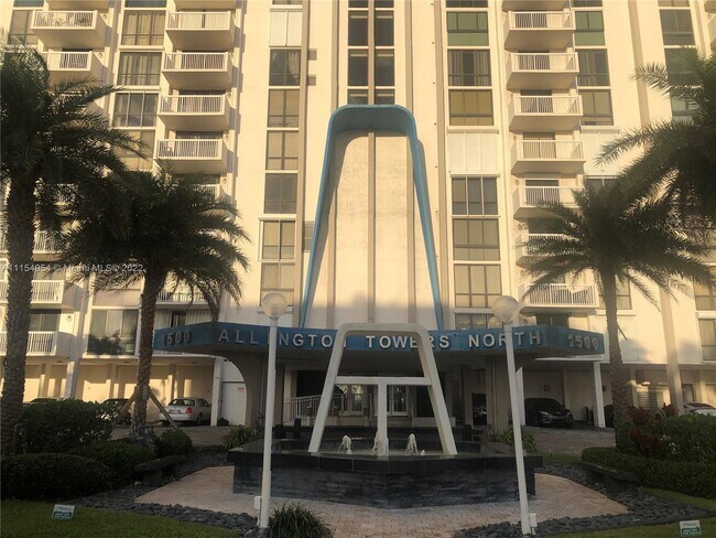 Foto del edificio - 1500 S Ocean Dr
