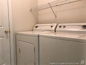 Building Photo - 513 Meadowland Ct