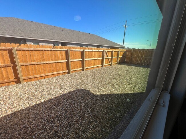 Foto del edificio - 5609 Jarvis St