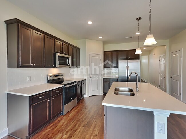 Foto del edificio - 5228 Valor Dr