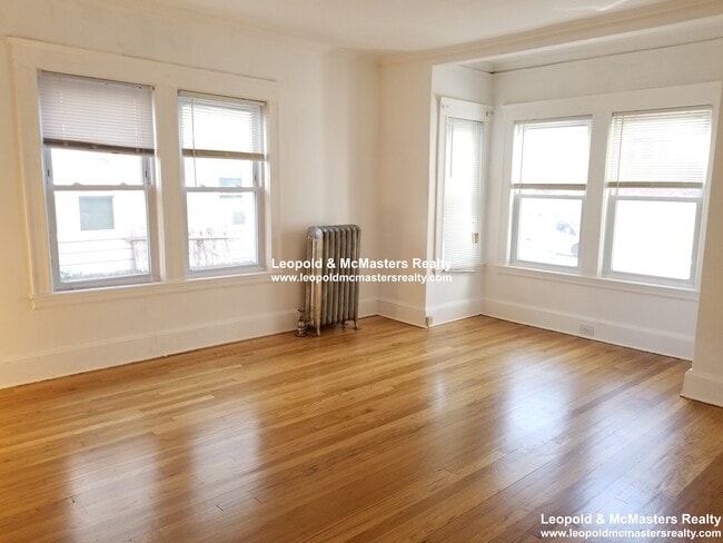 Foto del edificio - 25 Colborne Rd