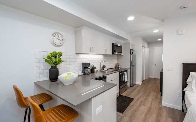Interior Photo - Plaid Apartments