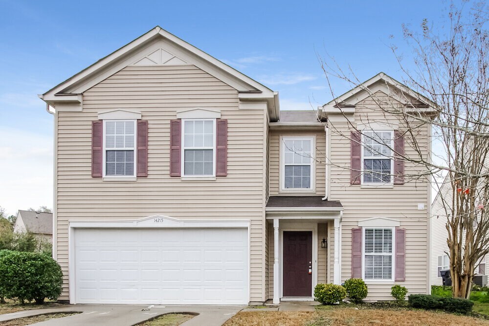 Foto principal - 14215 Luscombe Farm Rd