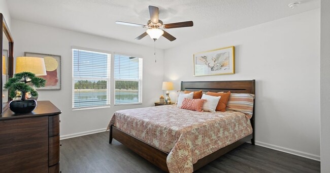 Building Photo - Discovery Trails Townhomes