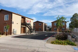 Building Photo - 6002 Pam McCall Ln