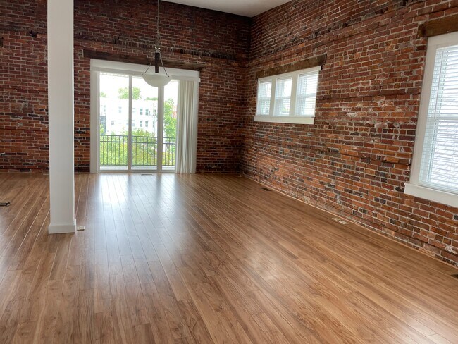 Foto del edificio - 1025 Redgate Ave