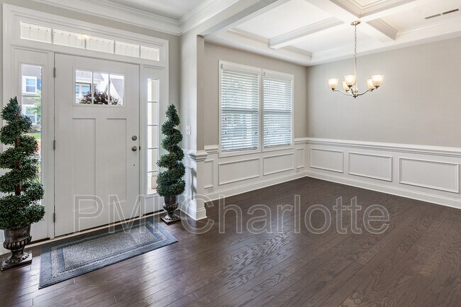 Foto del edificio - 9604 Rayneridge Drive