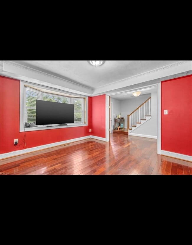 Building Photo - 1220 Whaley Ave