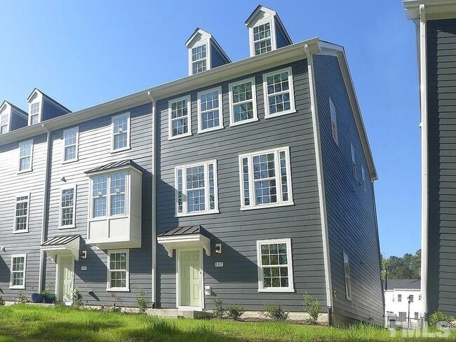 Building Photo - 137 Callowhill Ln