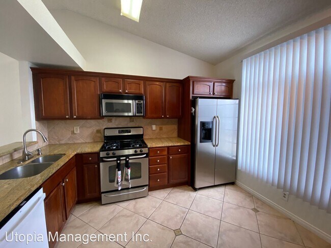 Foto del edificio - 3 br, 2 bath House - 3840 Springfield Ct.