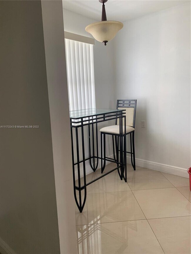 Foto del edificio - 3000 NW 48th Terrace