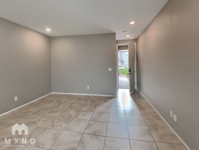Building Photo - 6643 Velletri St.