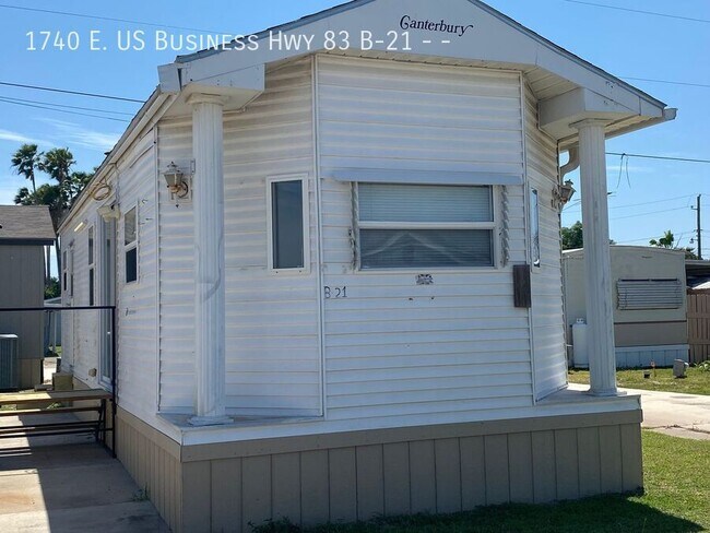 Foto del edificio - 1740 E. US Business Hwy 83 B-21--