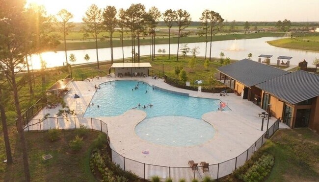 Foto del edificio - 7558 Magnolia Orchid Ln