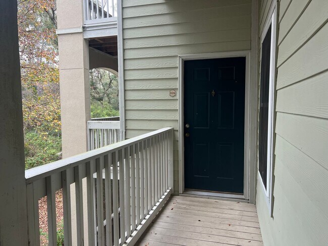 Building Photo - Lovely Condo with Updated Bathrooms and Private View - Summer House