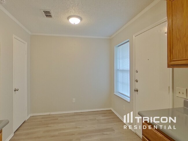 Foto del edificio - 7828 Texridge Dr