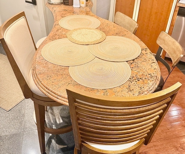 Building Photo - 425 N Church St