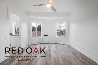 Building Photo - 330 N Bixel St