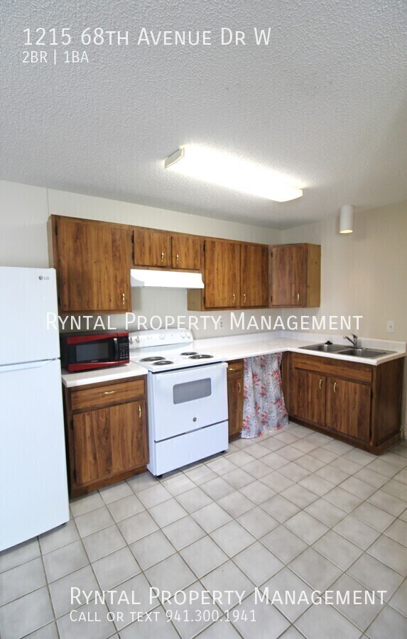 Building Photo - Cozy 2/1 Condo in Bradenton!